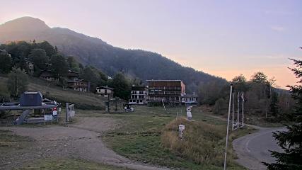 Les Monts d Olmes: Pradeilles (montsdolmes.com)