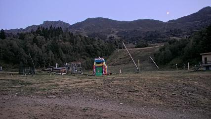 Les Monts d Olmes: Pradeilles (montsdolmes.com)