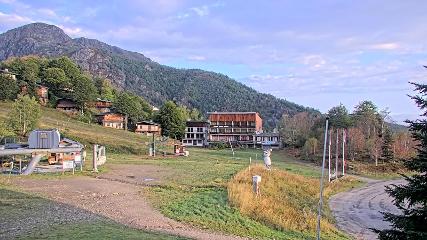Les Monts d Olmes: Pradeilles (montsdolmes.com)