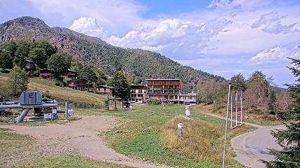 Les Monts d Olmes: Pradeilles (montsdolmes.com)