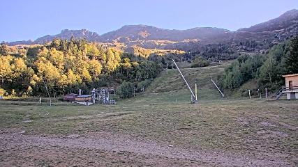Les Monts d Olmes: Pradeilles (montsdolmes.com)