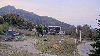Les Monts d Olmes: Pradeilles (montsdolmes.com)