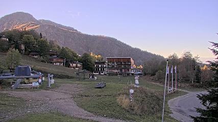 Les Monts d Olmes: Pradeilles (montsdolmes.com)