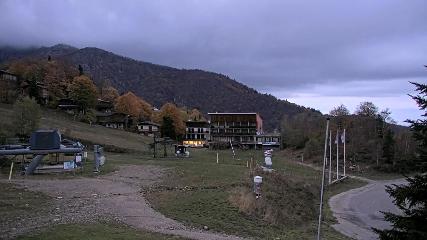 Les Monts d Olmes: Pradeilles (montsdolmes.com)