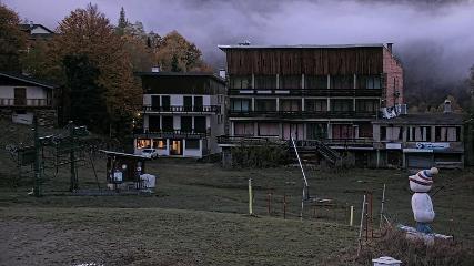 Les Monts d Olmes: Pradeilles (montsdolmes.com)