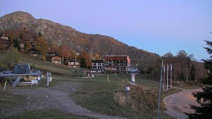 Les Monts d Olmes: Pradeilles (montsdolmes.com)