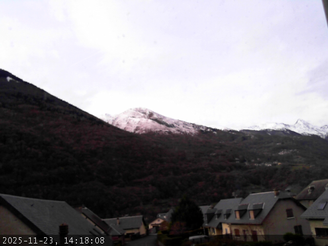 Webcam Luz Ardiden: Luz Village