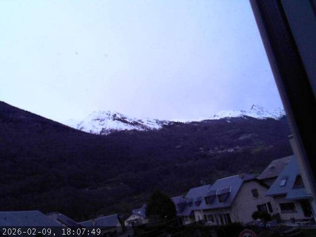 Webcam Luz Ardiden: Luz Village