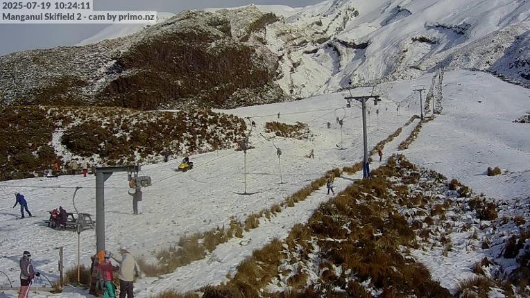 Webcam Manganui: SkiField2