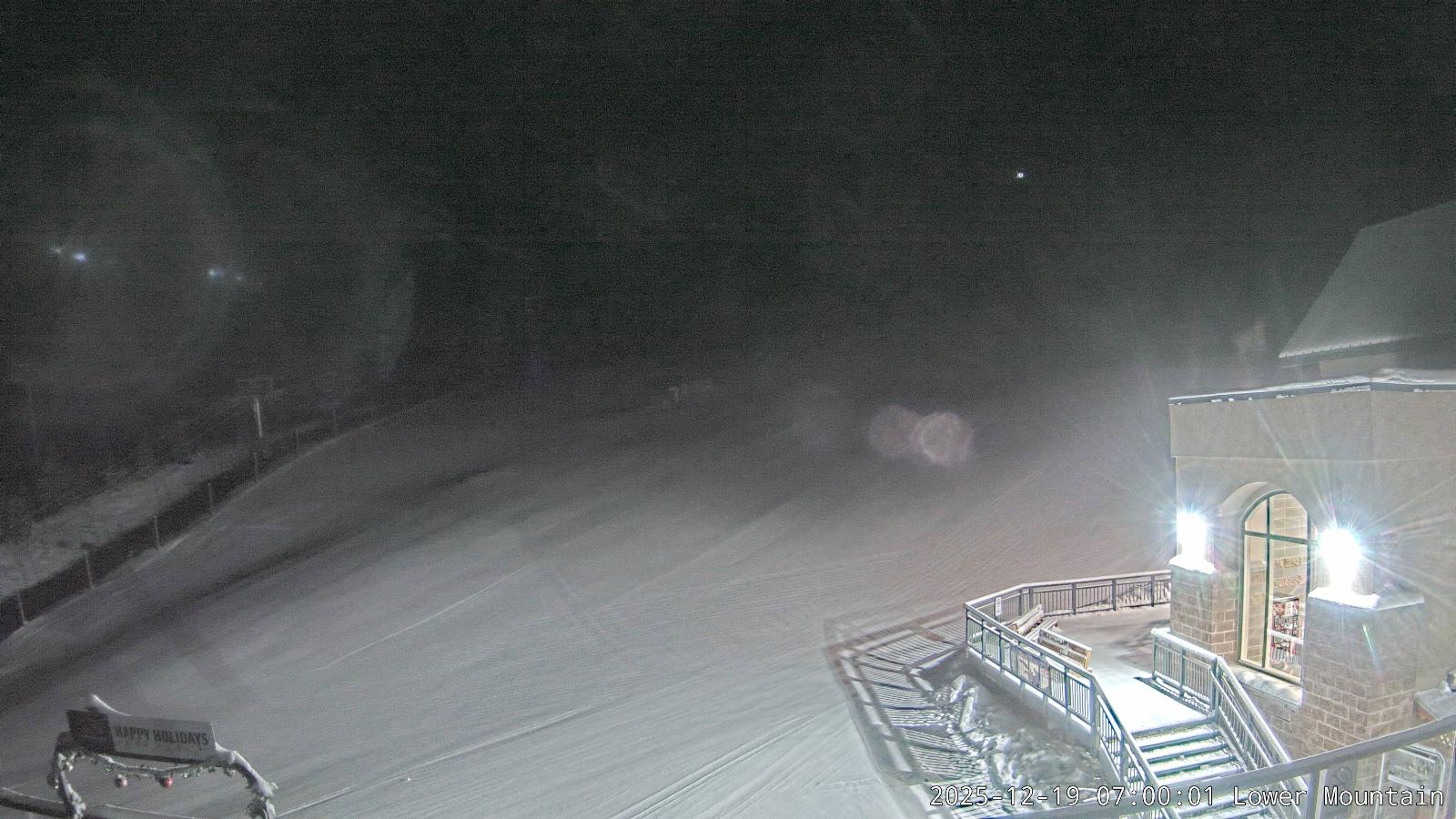 Webcam Marmot Basin: Lower Mountain One