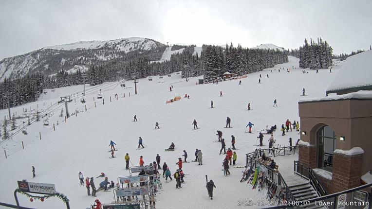 Webcam Marmot Basin: Lower Mountain One