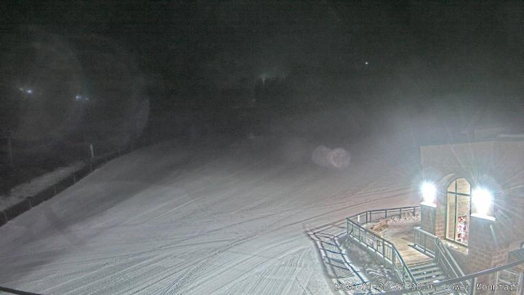 Webcam Marmot Basin: Lower Mountain One