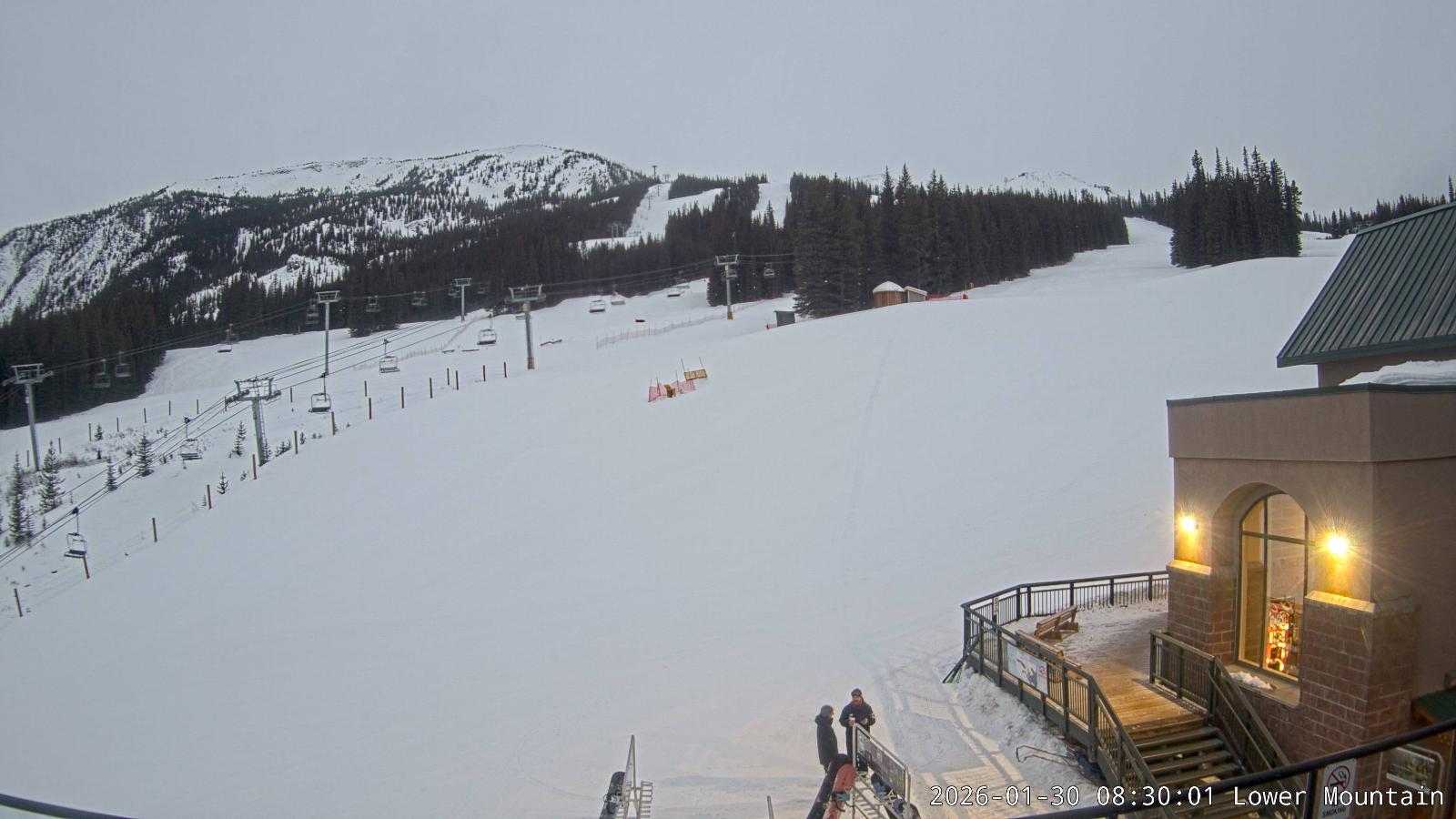 Webcam Marmot Basin: Lower Mountain One