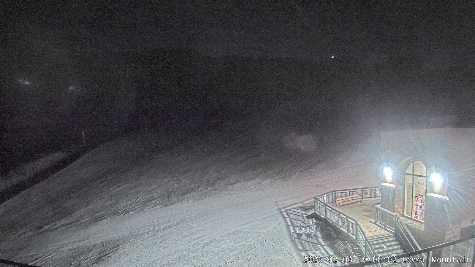 Webcam Marmot Basin: Lower Mountain One
