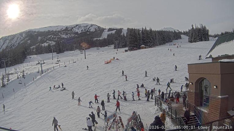 Webcam Marmot Basin: Lower Mountain One