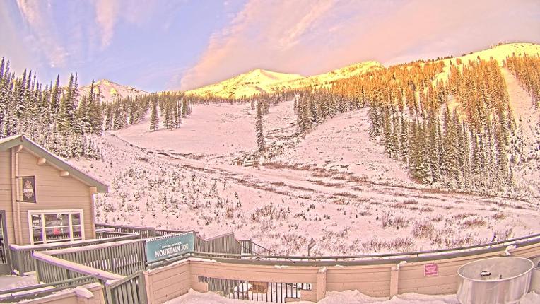 Webcam Marmot Basin: Mid Mountain