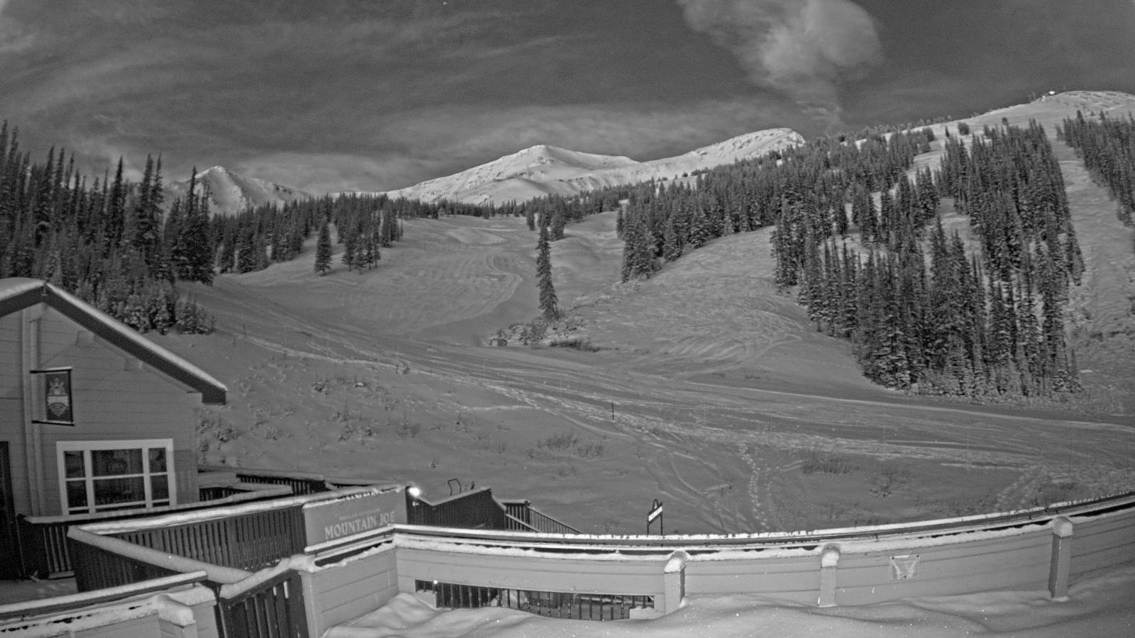 Webcam Marmot Basin: Mid Mountain