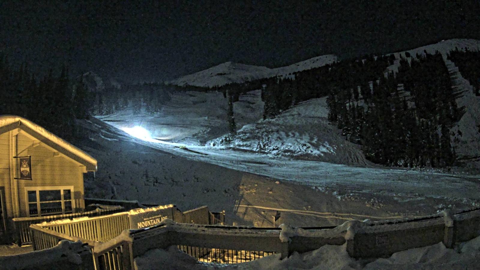 Webcam Marmot Basin: Mid Mountain