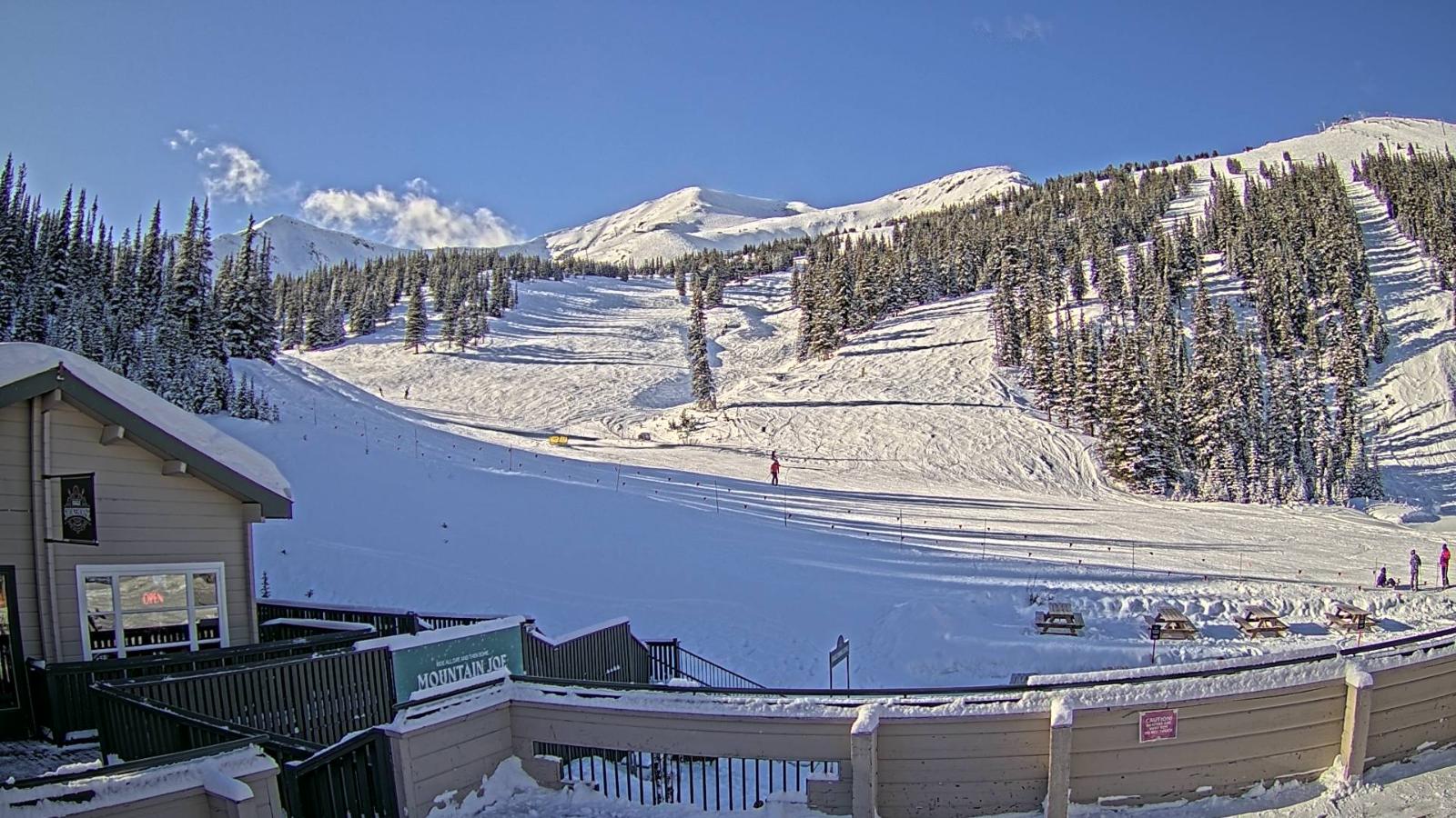 Webcam Marmot Basin: Mid Mountain