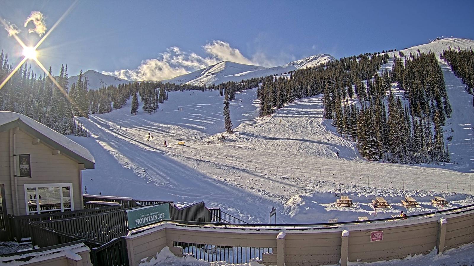 Webcam Marmot Basin: Mid Mountain