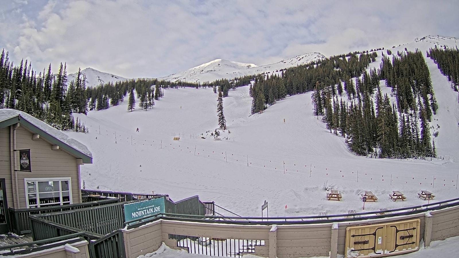 Webcam Marmot Basin: Mid Mountain