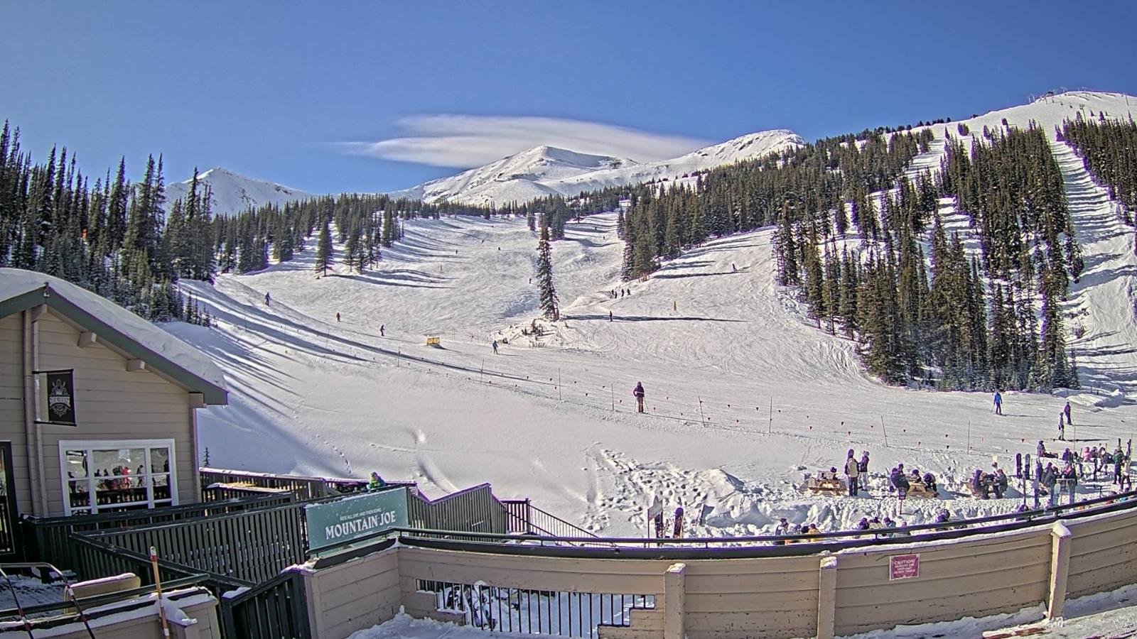 Webcam Marmot Basin: Mid Mountain