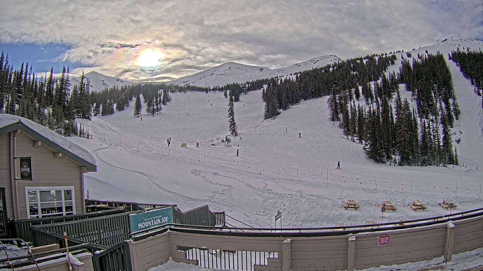 Webcam Marmot Basin: Mid Mountain