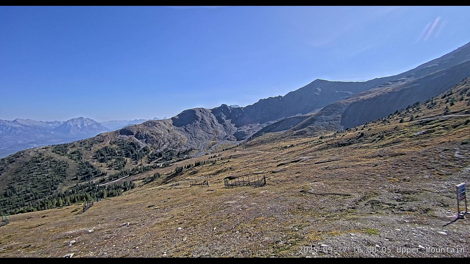 Webcam Marmot Basin: Upper Mountain