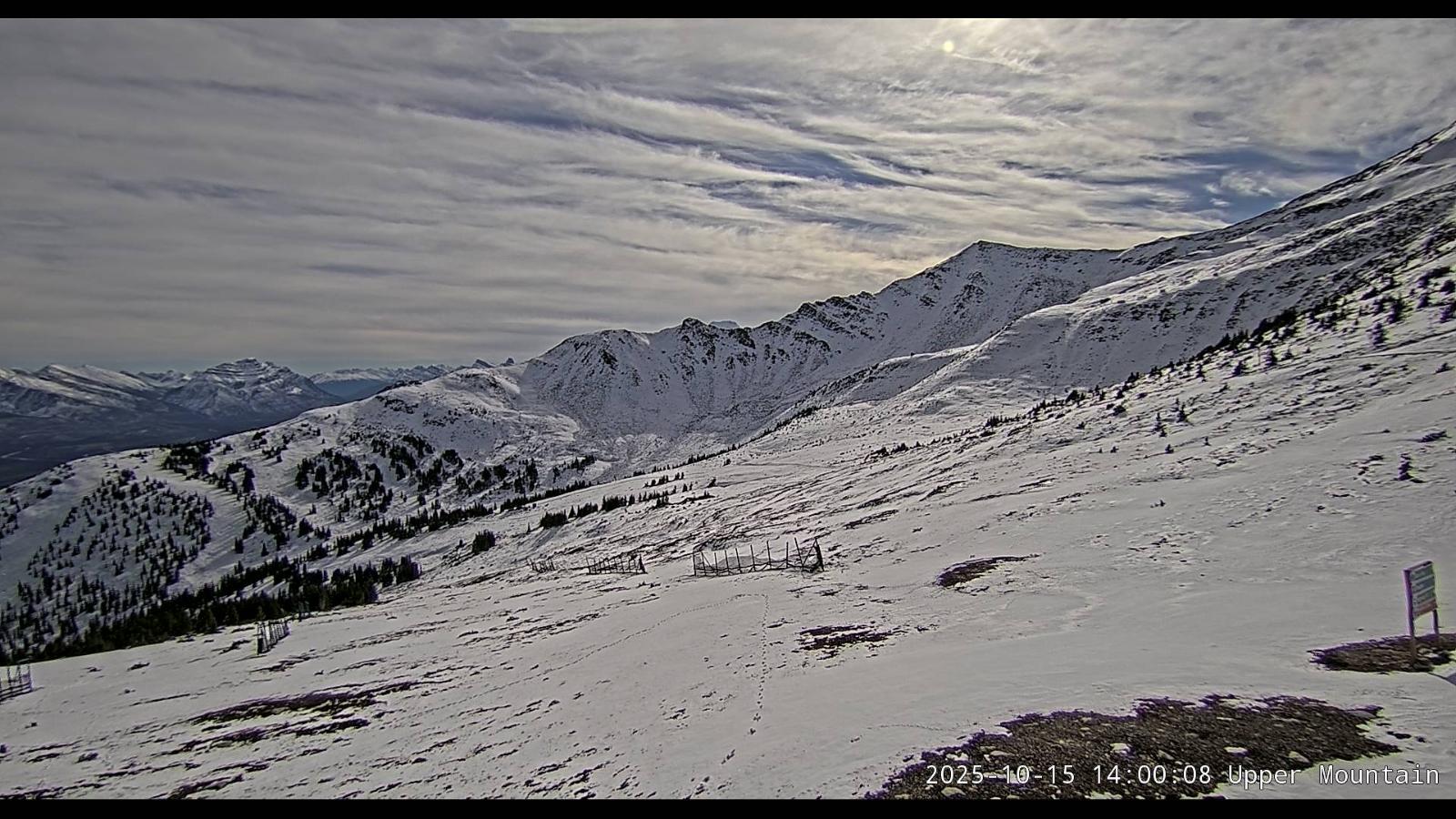 Webcam Marmot Basin: Upper Mountain