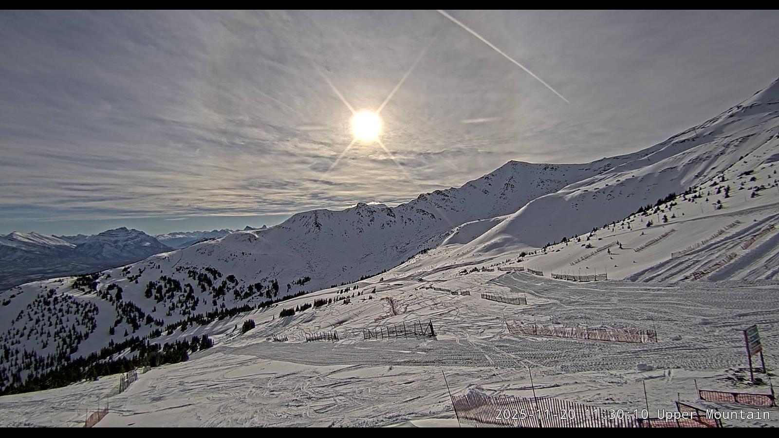 Webcam Marmot Basin: Upper Mountain