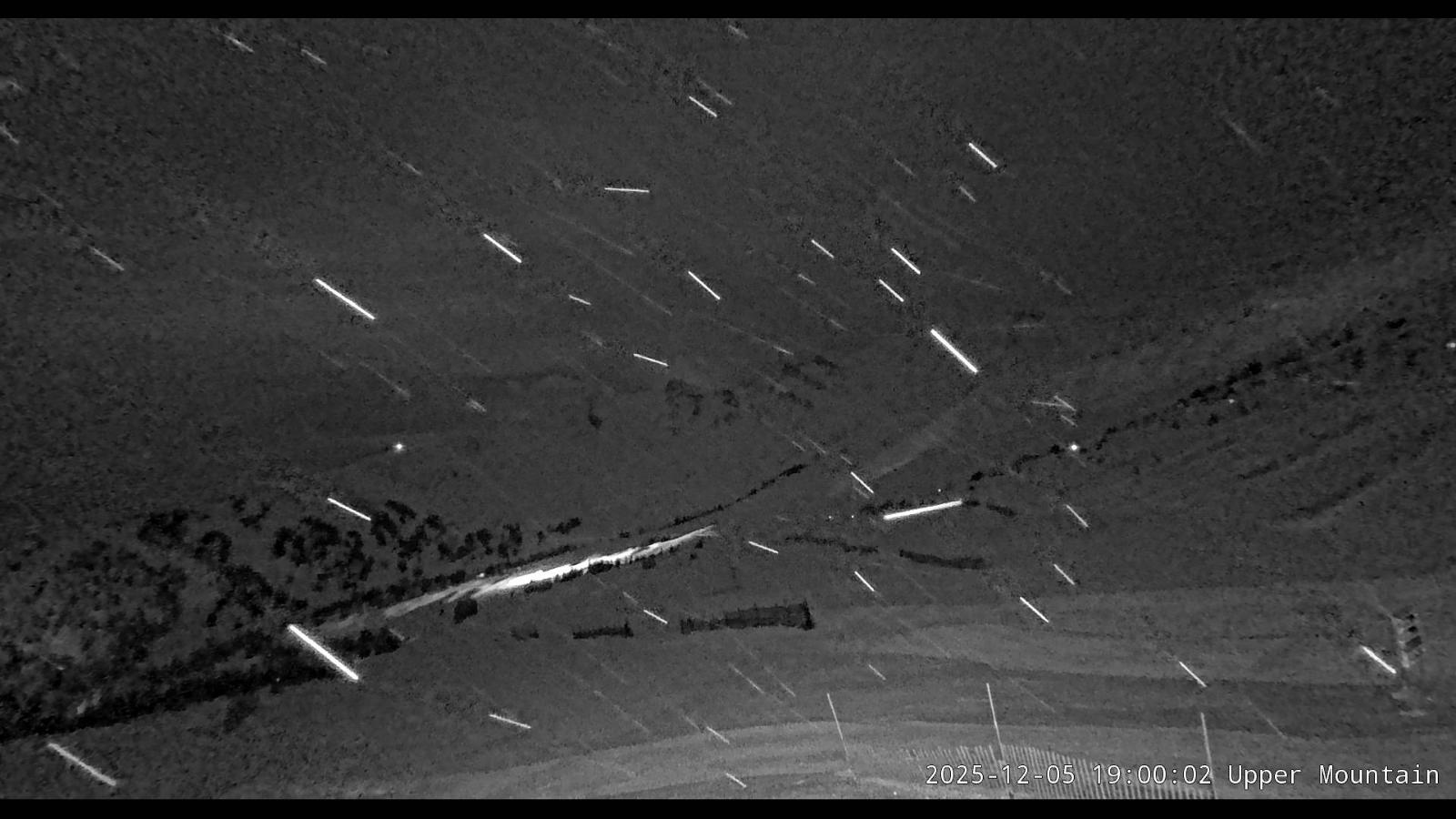 Webcam Marmot Basin: Upper Mountain