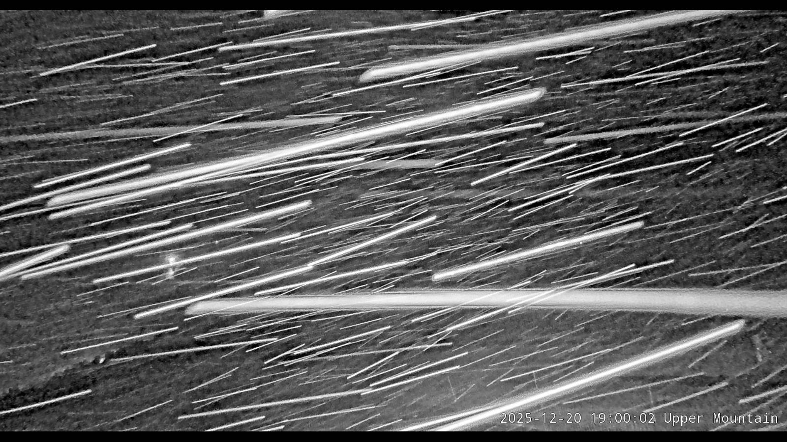 Webcam Marmot Basin: Upper Mountain