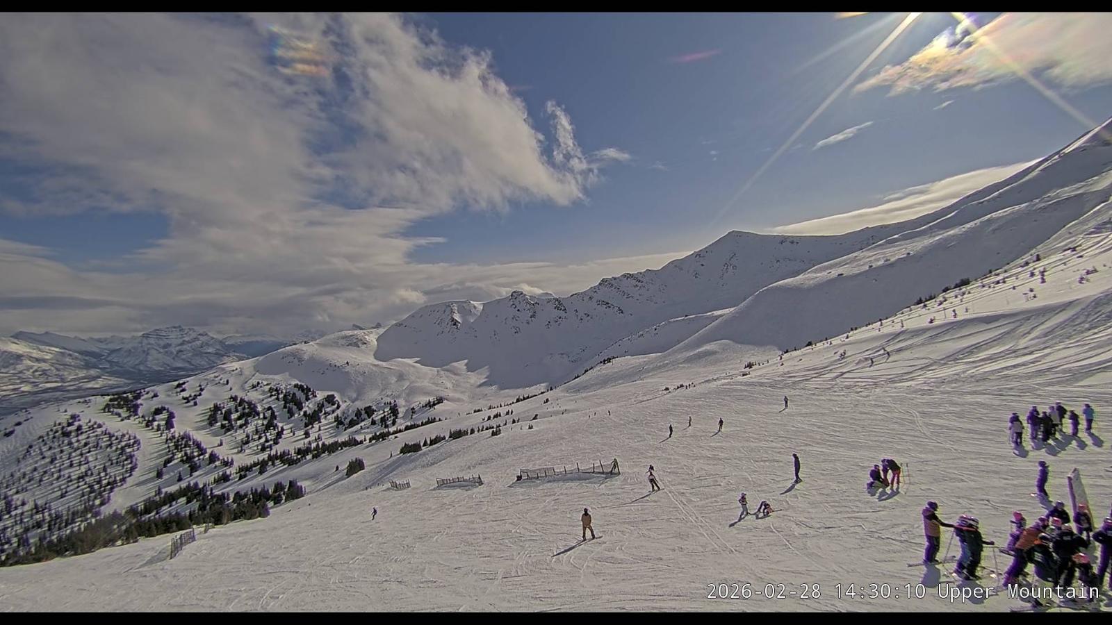 Webcam Marmot Basin: Upper Mountain