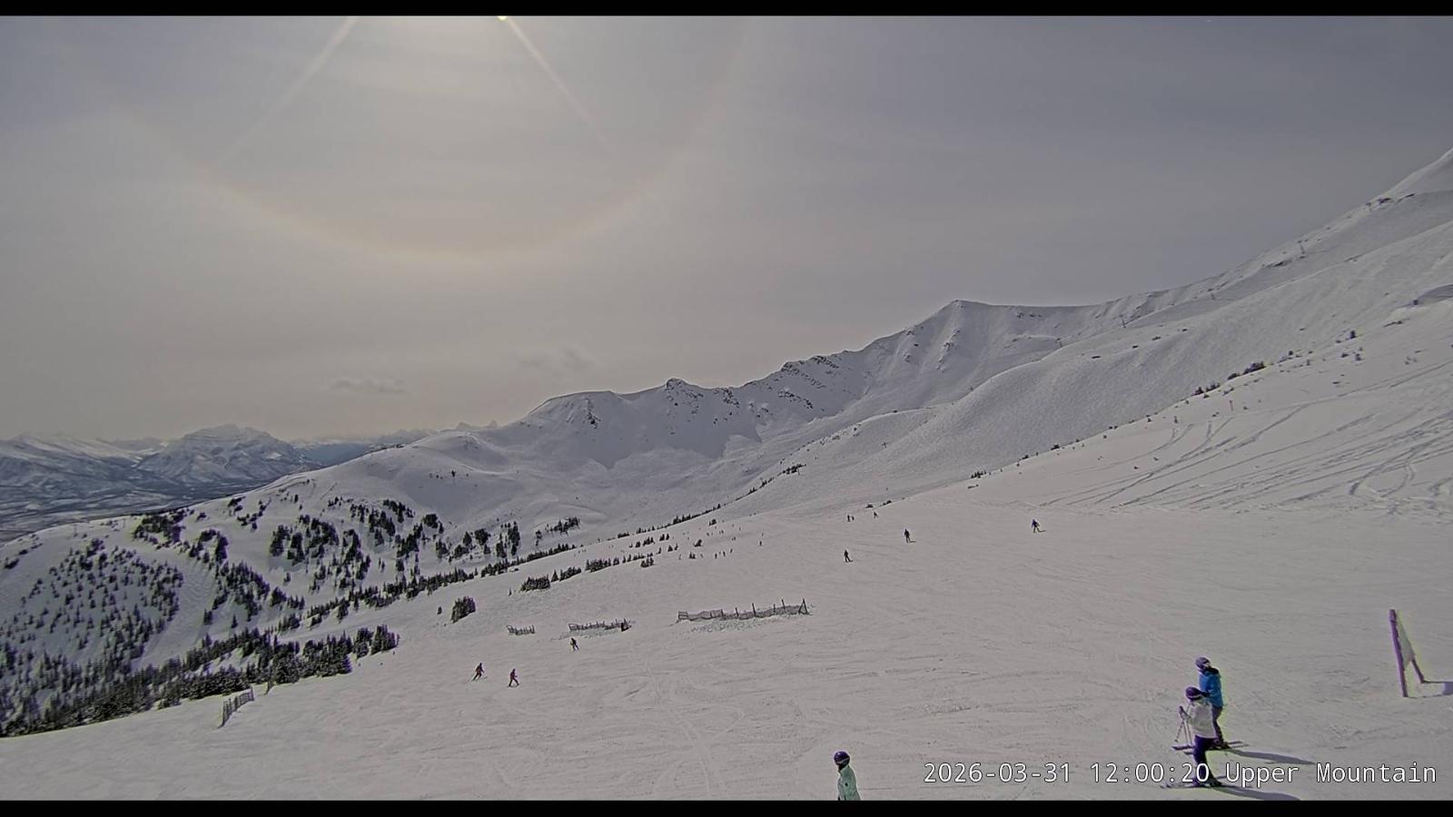 Webcam Marmot Basin: Upper Mountain