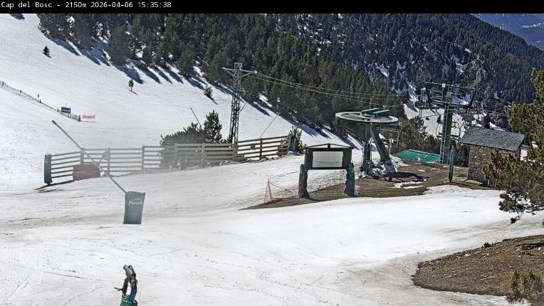 Webcam Masella: Cap del Bosc 2150m