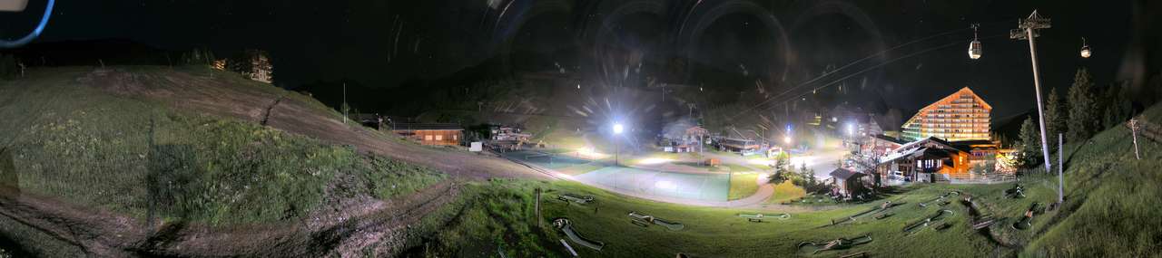 Webcam Meribel - Mottaret: Mottaret Centre-1750m
