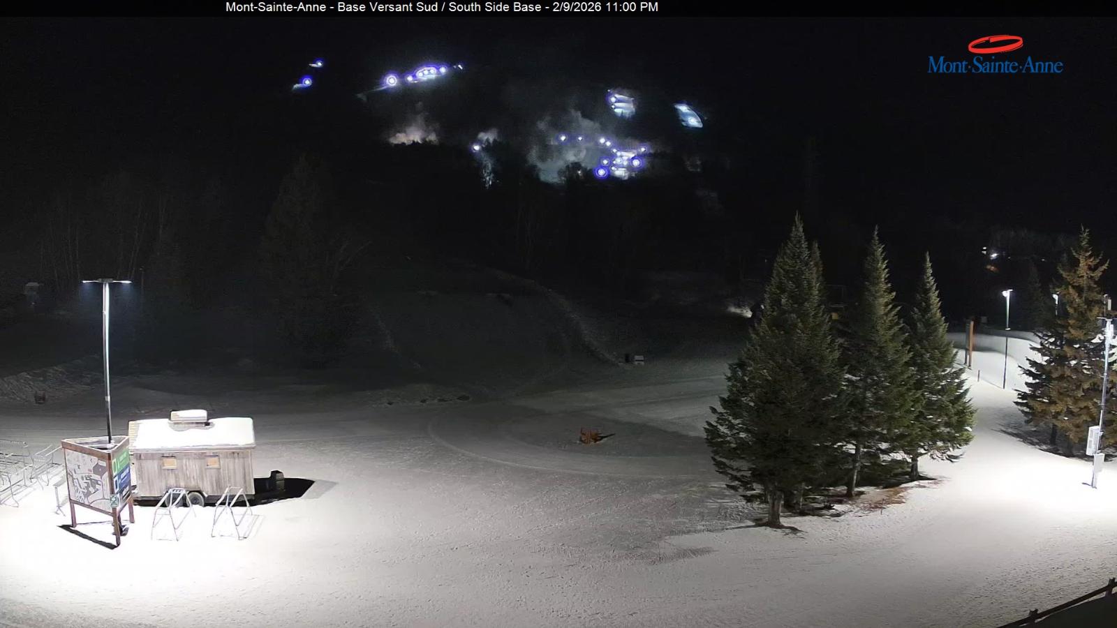 Webcam Mont-Sainte-Anne: Base de la Montagne