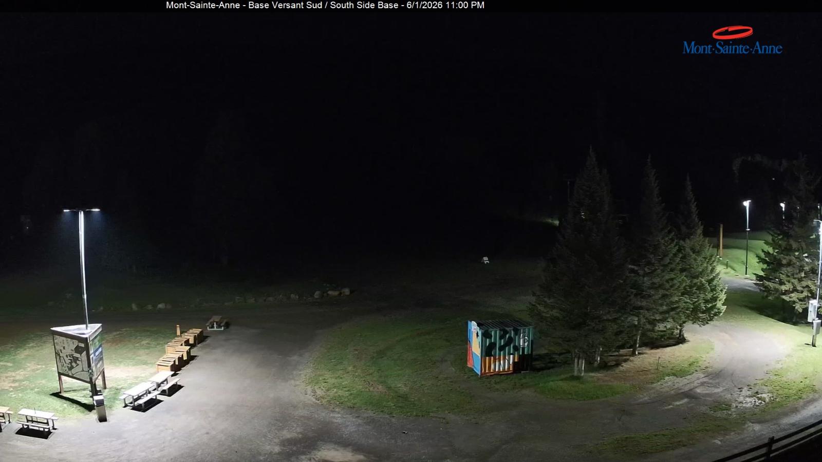 Webcam Mont-Sainte-Anne: Base de la Montagne