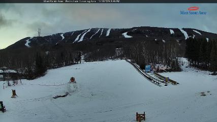 Mont-Sainte-Anne: Pente Ecole (mont-sainte-anne.com)