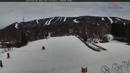 Mont-Sainte-Anne: Pente Ecole (mont-sainte-anne.com)
