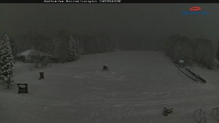 Mont-Sainte-Anne: Pente Ecole (mont-sainte-anne.com)