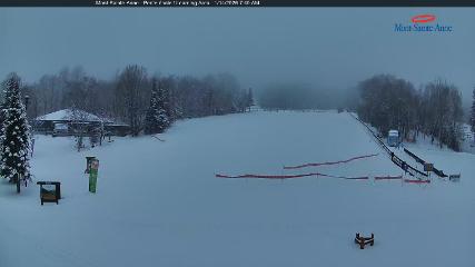 Mont-Sainte-Anne webcam