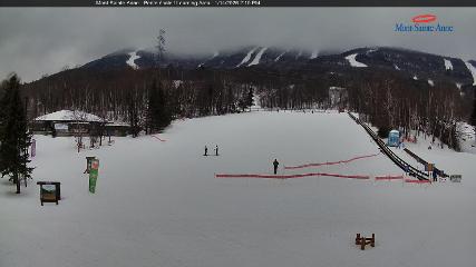 Mont-Sainte-Anne: Pente Ecole (mont-sainte-anne.com)