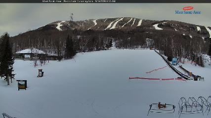 Mont-Sainte-Anne webcam