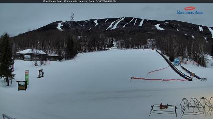 Mont-Sainte-Anne: Pente Ecole (mont-sainte-anne.com)