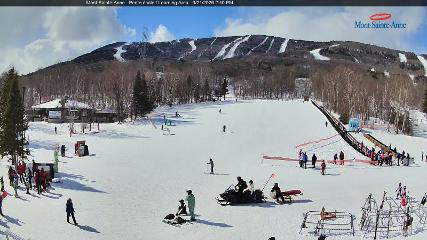Mont-Sainte-Anne webcam