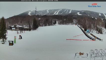 Mont-Sainte-Anne webcam