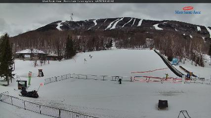Mont-Sainte-Anne: Pente Ecole (mont-sainte-anne.com)