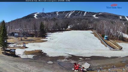 Mont-Sainte-Anne webcam