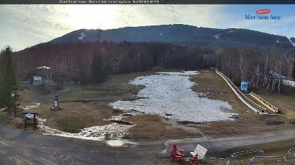 Mont-Sainte-Anne webcam